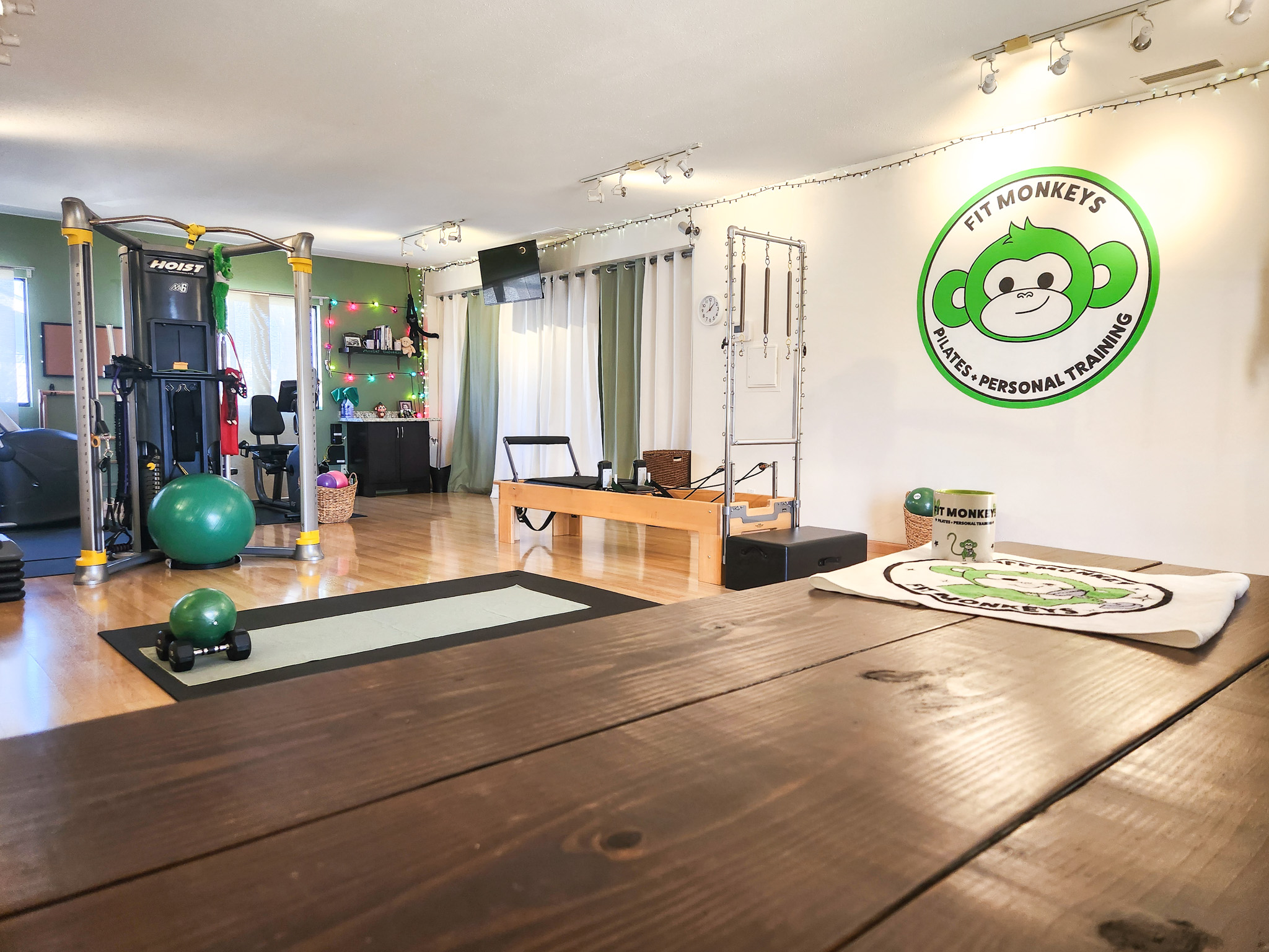 Client participating in a live one-on-one virtual personal training session with Fit Monkeys.